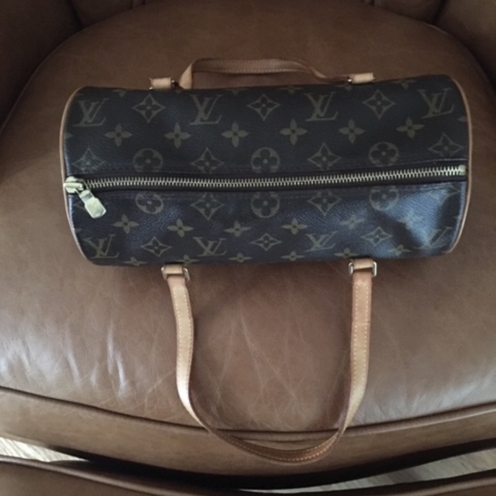Louis Vuitton Vintage roll bag